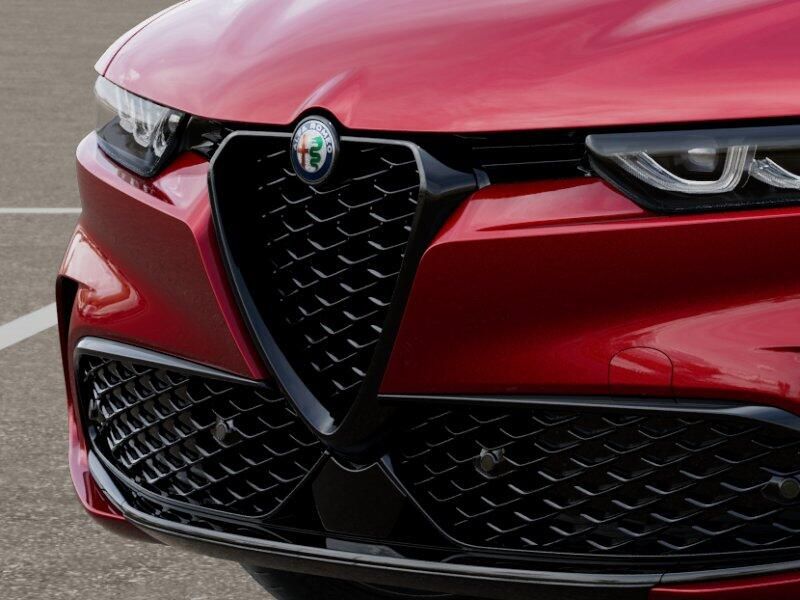 New 2025 Alfa Romeo Tonale AwdImage 33