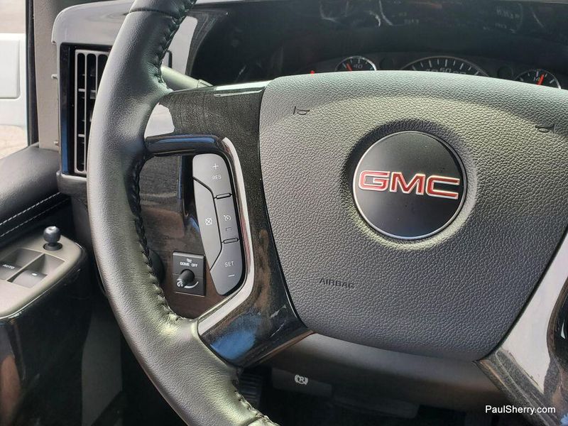 2019 GMC Savana 2500 Image 43