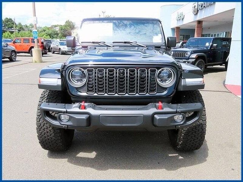 New 2025 Jeep Wrangler Rubicon XImage 3