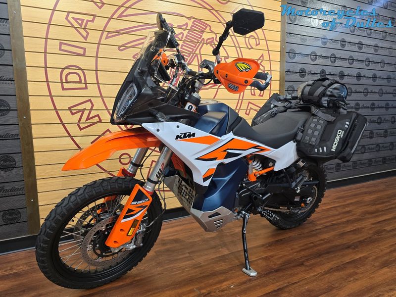 2023 KTM Adventure 890 R Image 3