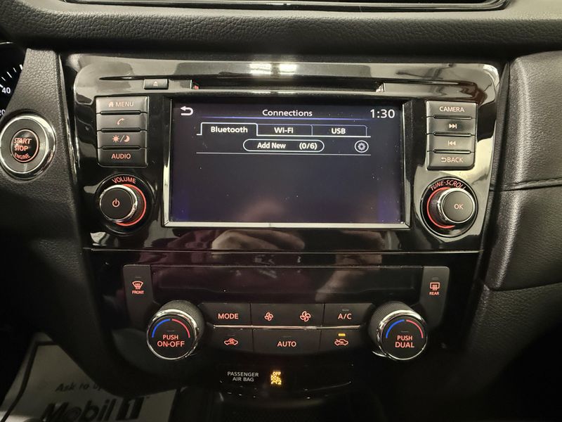 Used 2018 Nissan Rogue SVImage 38