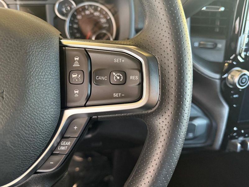 2026 Ram 2500 Tradesman photo 20