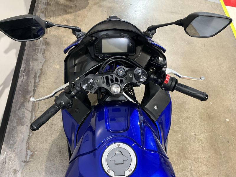2024 Yamaha YZF-R3 ABS Image 14