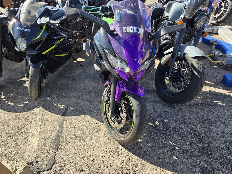 USED 2022 KAWASAKI NINJA 650 BASE Image 3