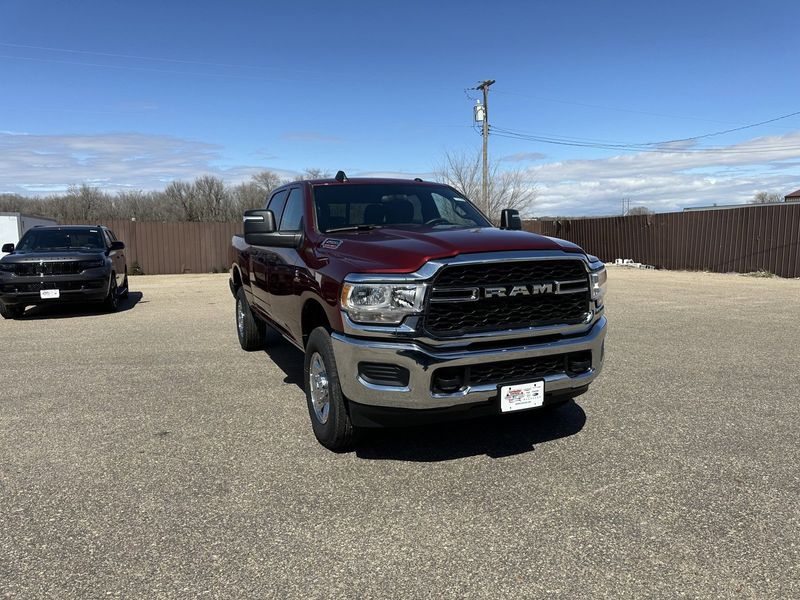 2024 RAM 2500 Tradesman Crew Cab 4x4 6