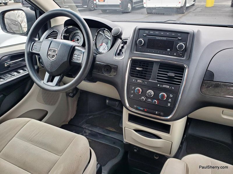 Used 2015 Dodge Grand Caravan SE