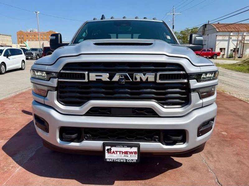 New 2027 RAM 3500 Big Horn Crew Cab 4x4 8