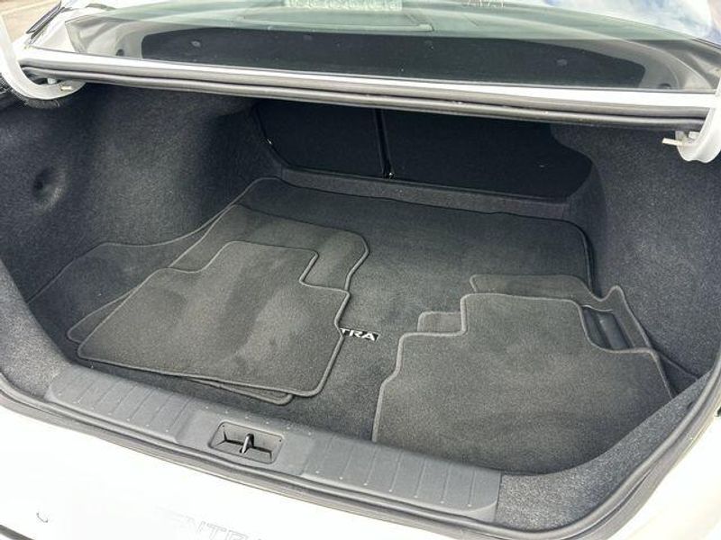 Used 2024 Nissan Sentra SRImage 15