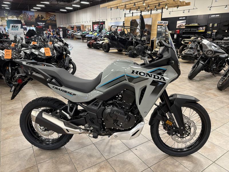 New 2026 Honda TRANSALP E-CLUTCH Image 11