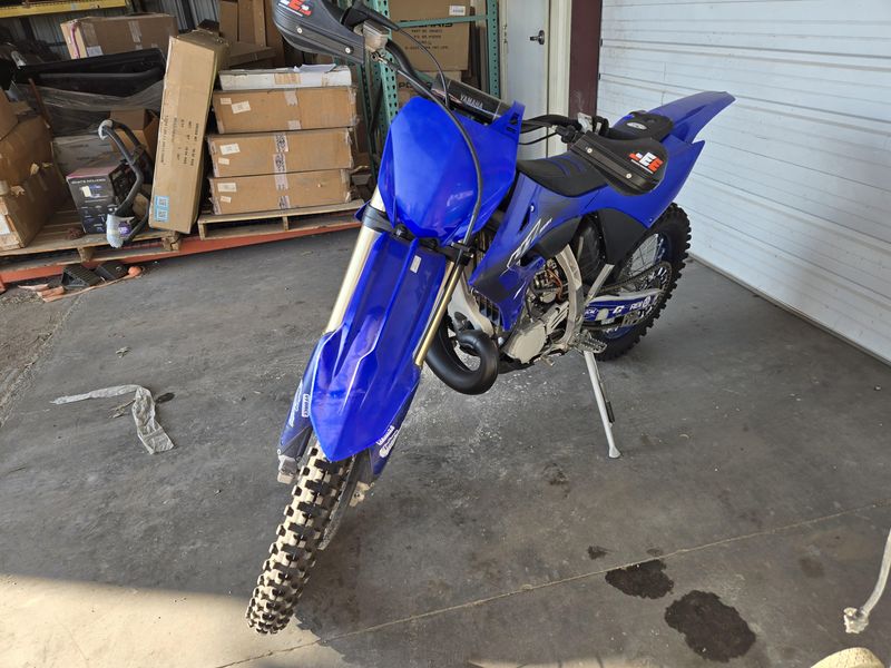 USED 2023 YAMAHA YZ250X Image 3