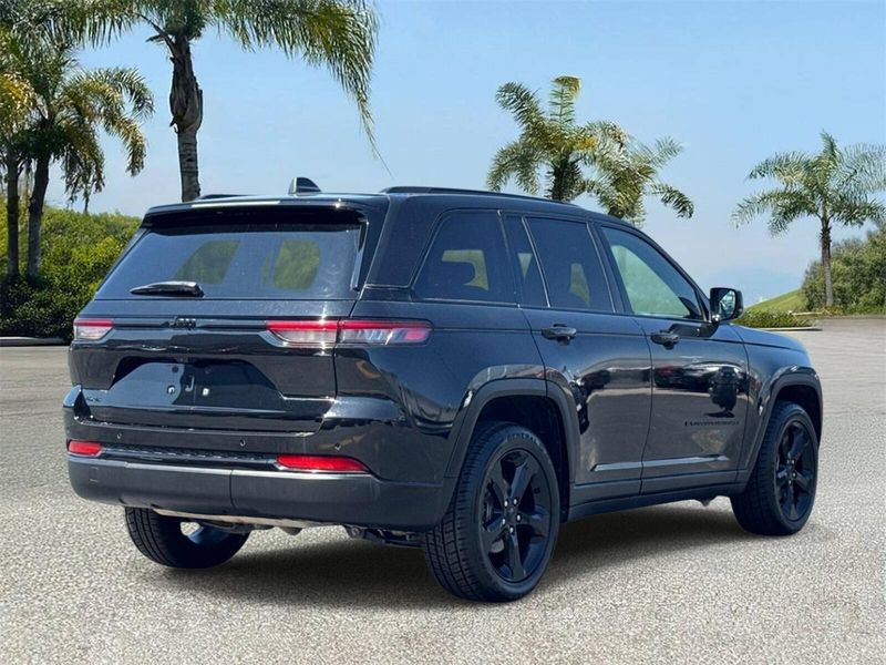 Used 2023 Jeep Grand Cherokee Altitude X