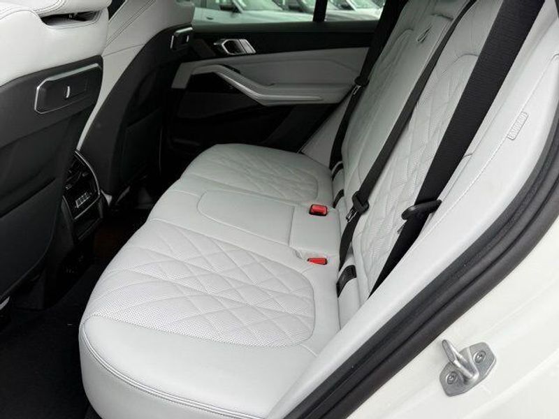 New 2026 BMW X5 sDrive40iImage 27