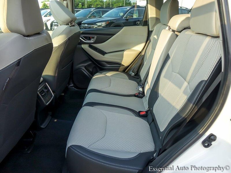 2021 Subaru Forester Premium photo 11