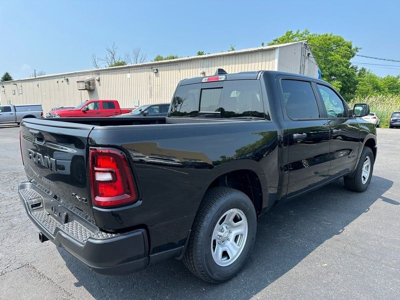 2025 RAM 1500 Tradesman Crew Cab 4x4 5