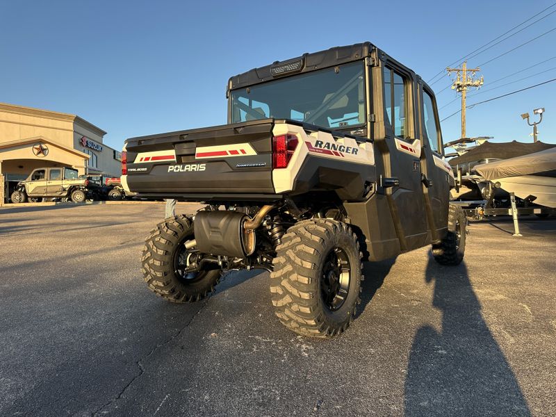 2025 Polaris RANGER CREW XP 1000 NORTHSTAR TRAIL BOSS EDITION CRYSTAL WHITE WITH PERFORMANCE RED ACCENTSImage 5