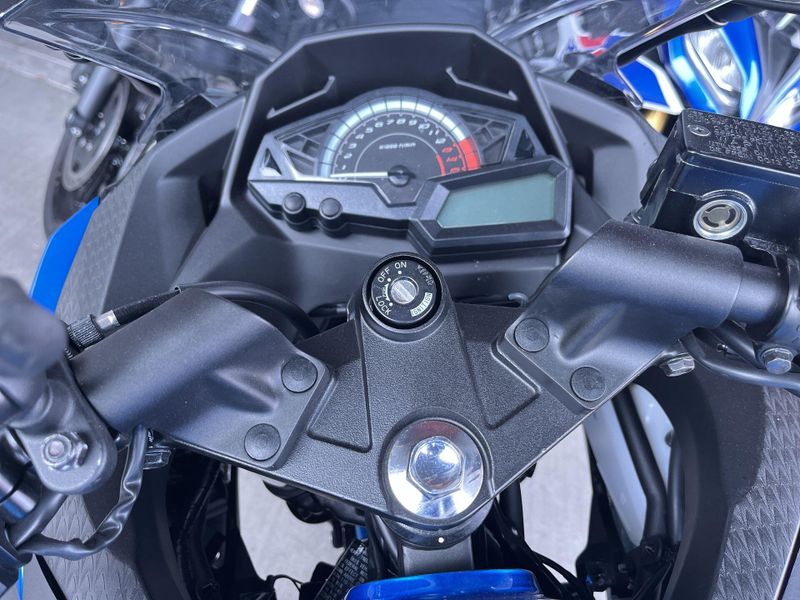 Used 2017 Kawasaki Ninja 300 ABS Image 11