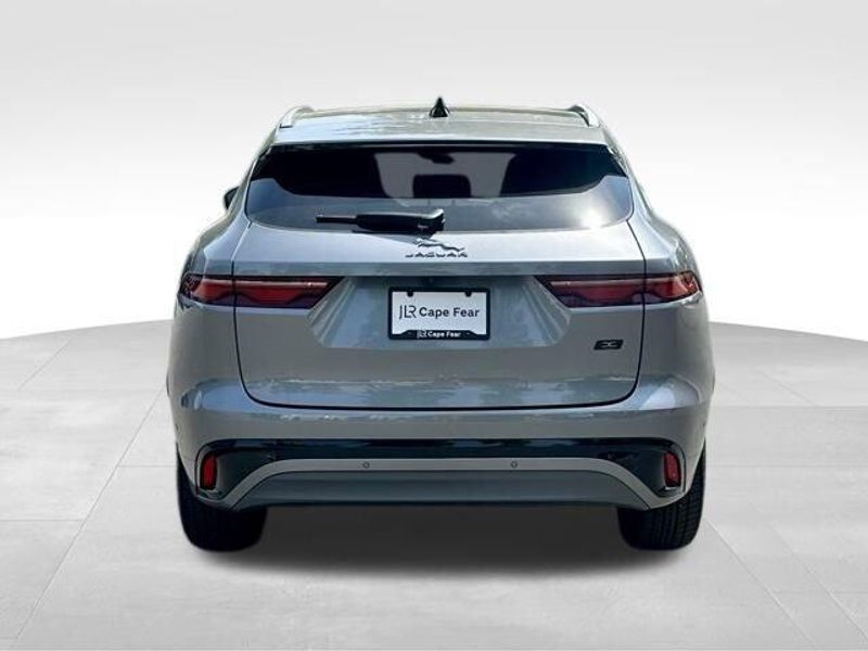 2026 Jaguar F-PACE R-Dynamic S