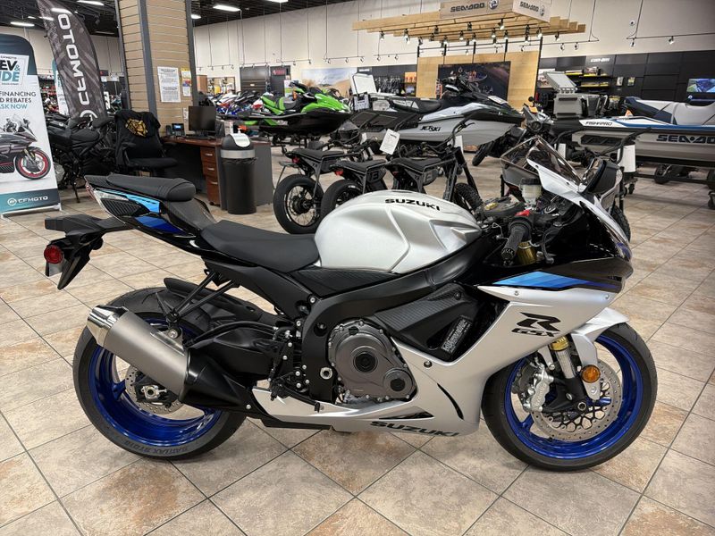 New 2026 Suzuki GSX-R750 Image 18