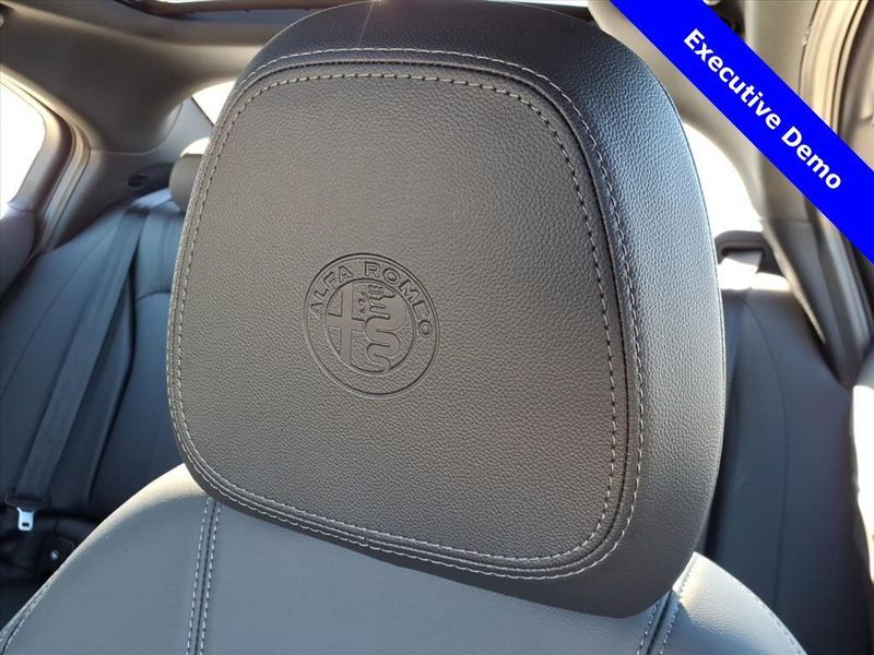 New 2025 Alfa Romeo Giulia RWDImage 16