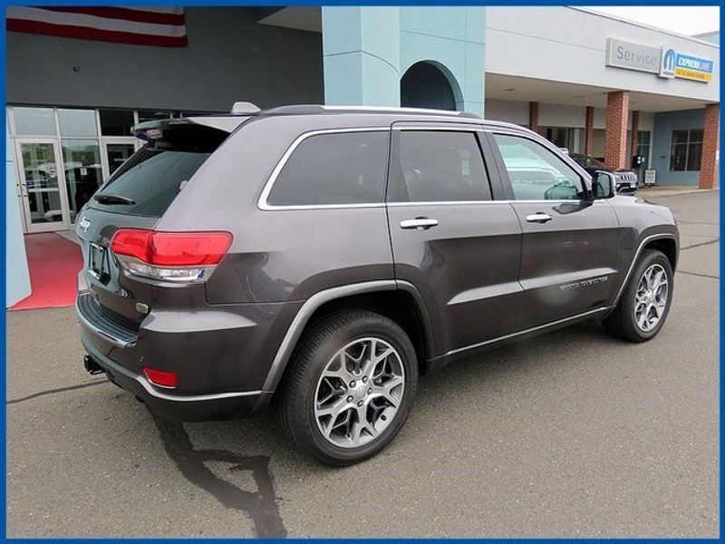 2021 Jeep Grand Cherokee OverlandImage 7