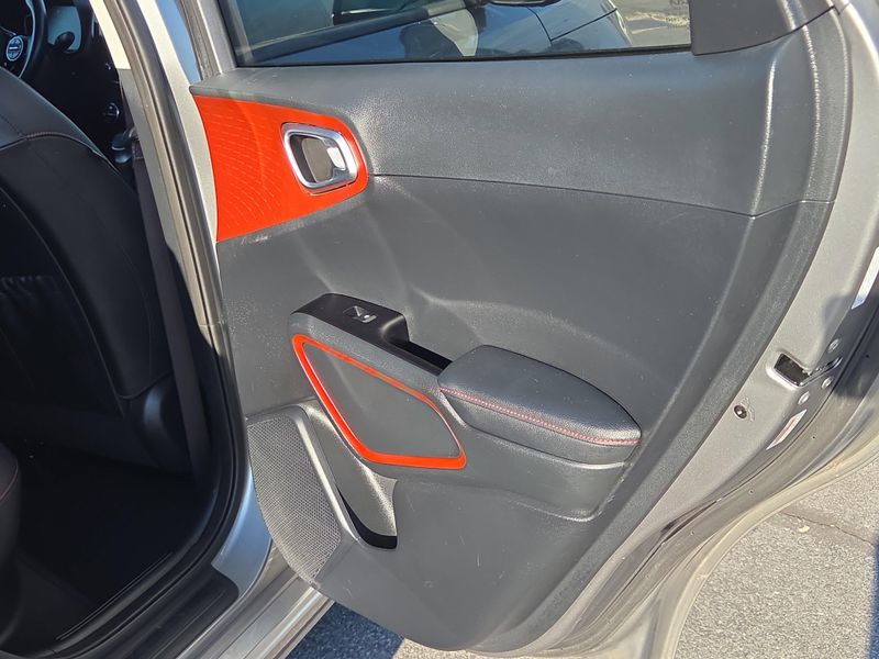2023 Kia Soul GT-Line photo 17
