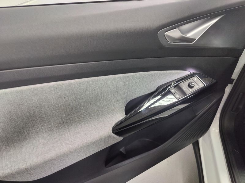 2023 Volkswagen ID.4 Image 23