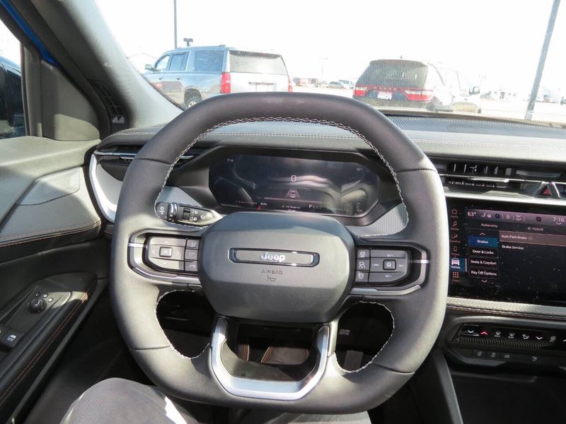 New 2026 Jeep Cherokee Limited 4x4Image 11