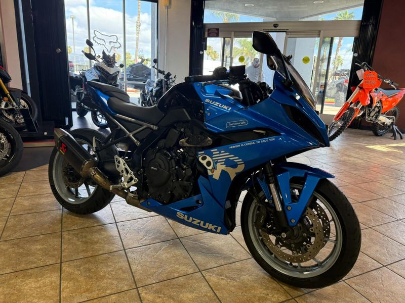 Used 2024 Suzuki GSX-8R Image 24