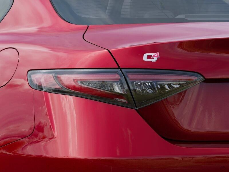 New 2025 Alfa Romeo Giulia AwdImage 23