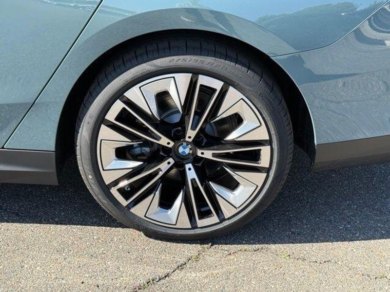 New 2026 BMW 5 Series 530iImage 14