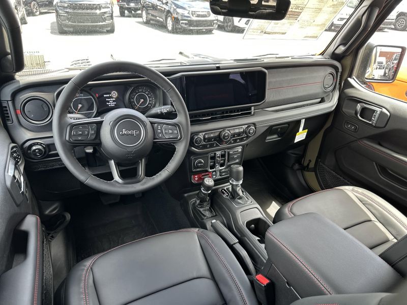 New 2025 Jeep Gladiator Rubicon X 4x4Image 15
