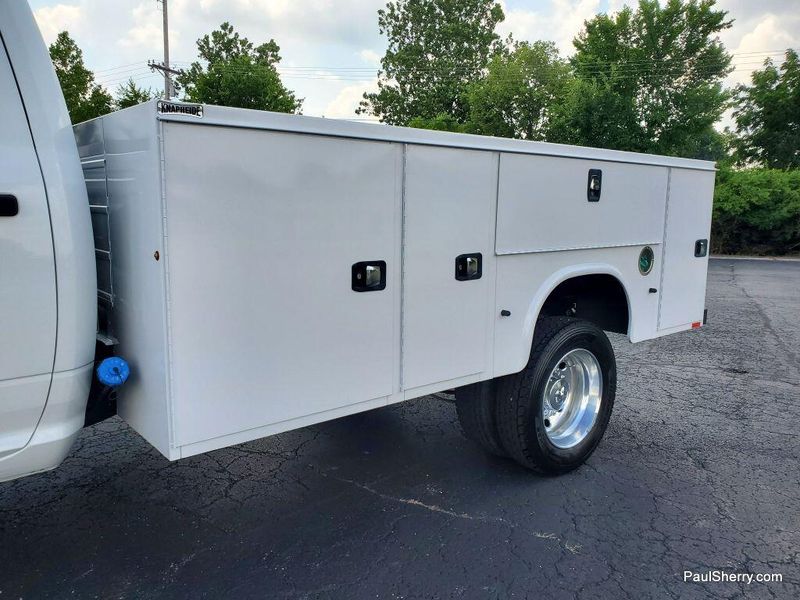 New 2024 RAM 5500 Tradesman Chassis Crew Cab 4x4 84