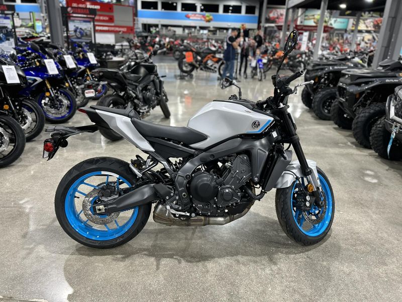 2025 Yamaha MT-09 Image 18
