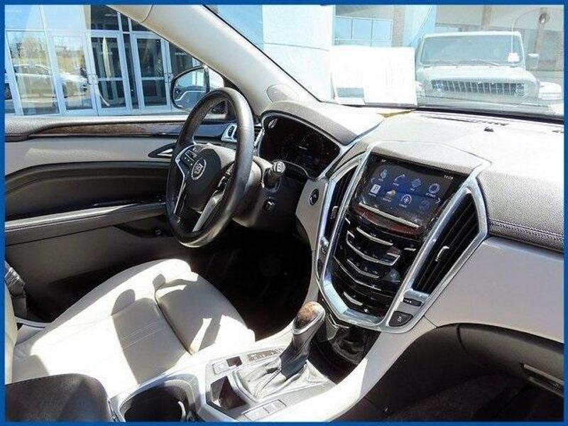 2013 Cadillac SRX PerformanceImage 8