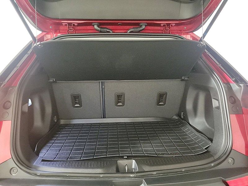 2023 Chevrolet Bolt EUV Premier photo 18
