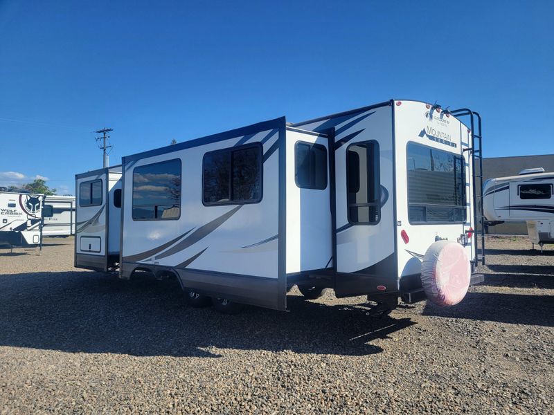 Used 2019 OUTDOORS RV MOUNTAIN SERIES Image 5