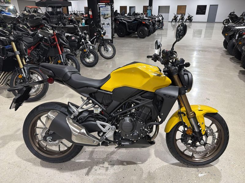 New 2026 Honda CB300R ABS Image 10