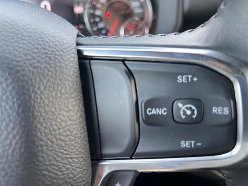 2024 RAM 1500 LaramieImage 45