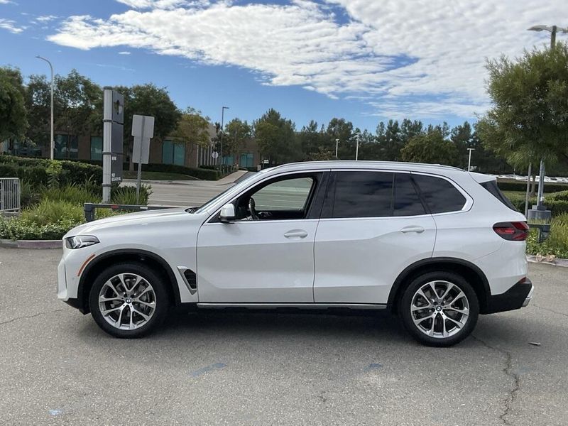 2024 BMW X5 xDrive40iImage 5