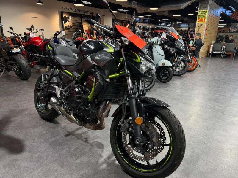 Used 2022 Kawasaki Z650 Image 2