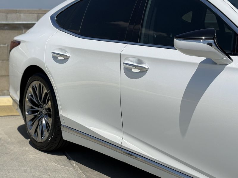 2021 Lexus LS 500Image 5