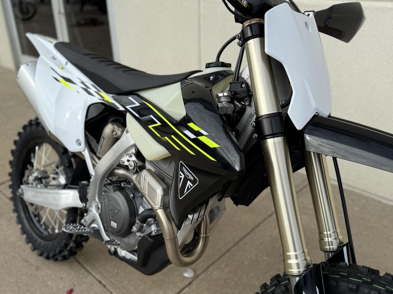 2026 Triumph TF250CImage 8