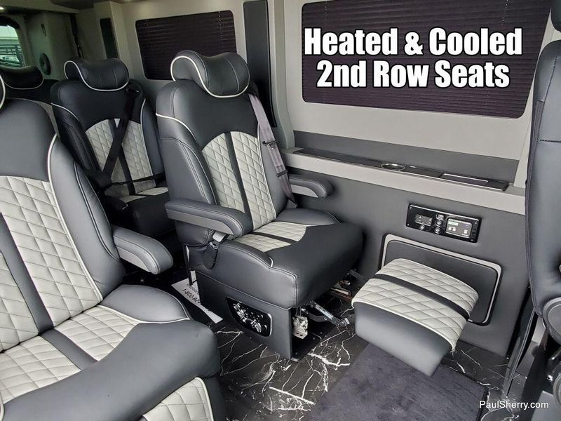 2024 RAM Promaster 3500 Slt+ Window Van High Roof 159