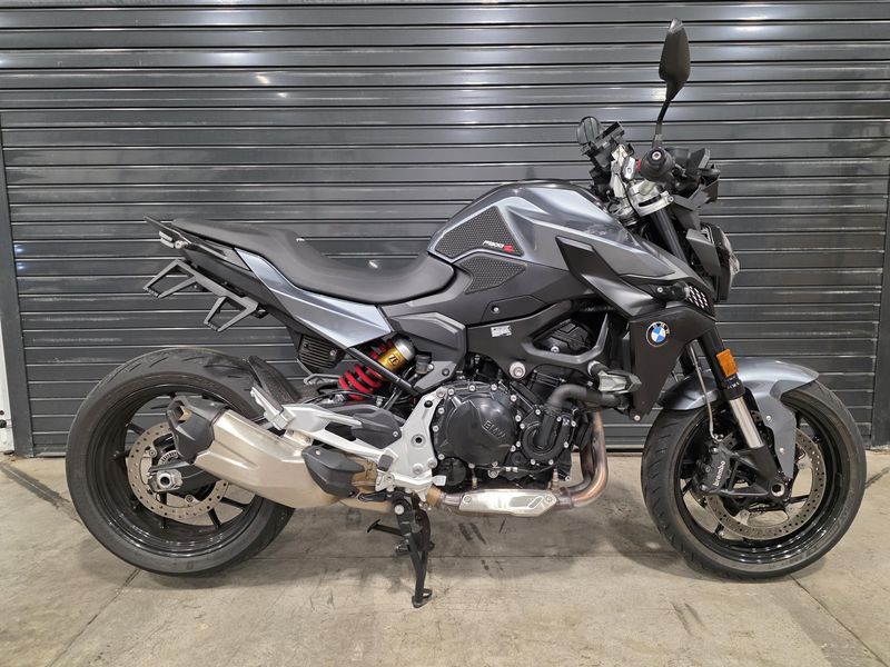 2022 BMW F 900 R