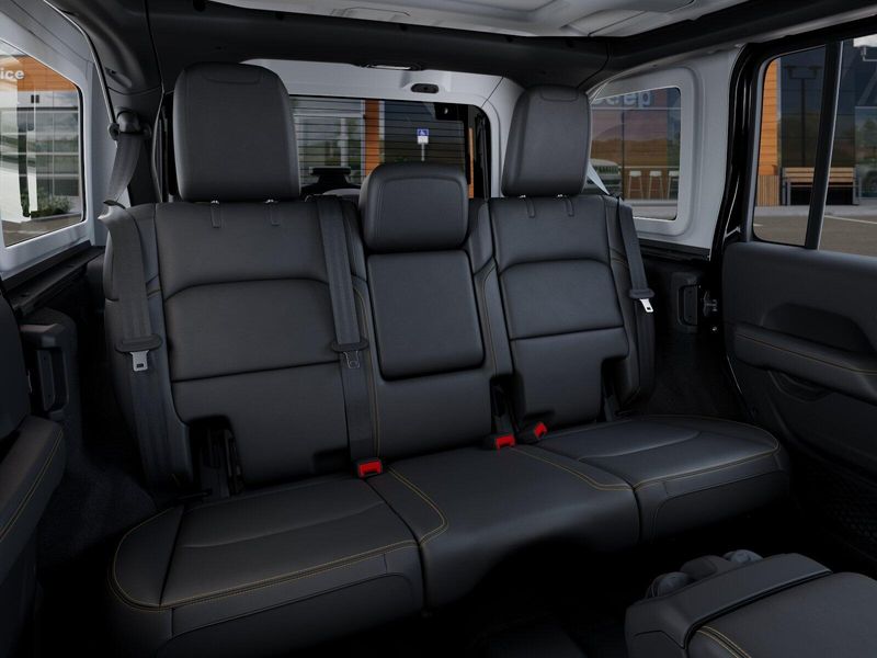 New 2027 Jeep Wrangler 4-door SaharaImage 41