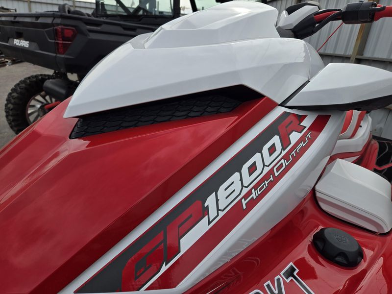 USED 2021 YAMAHA GP1800R HO WAUDIO-TORCH REDWHITE Image 6