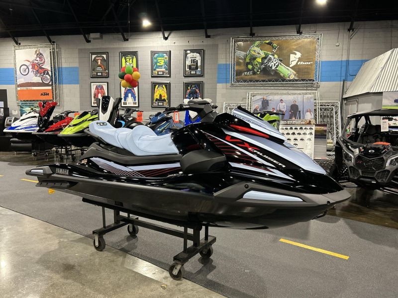 2025 Yamaha VX CRUISER W&sol;AUDIO  in a BLACK/ICE BLUE exterior color. Del Amo Motorsports of Redondo Beach (424) 390-7811 delamomotorsports.com 
