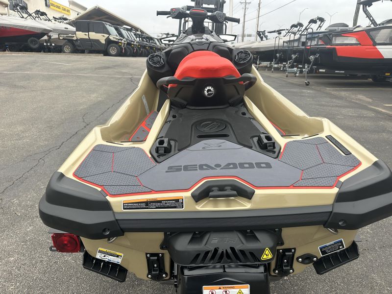 2025 SEADOO RXTX 325 WITH SOUND SYSTEM METALLIC TAN AND LAVA RED Image 8