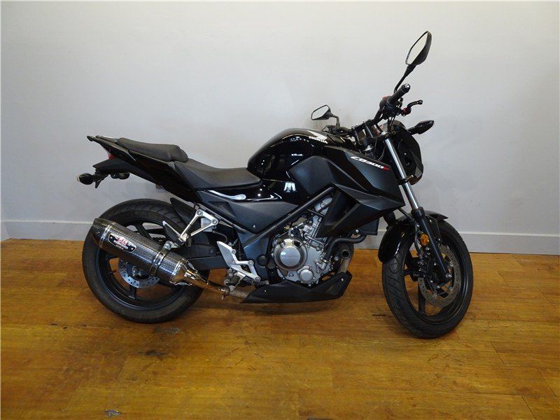 2016 Honda CB 300FImage 1
