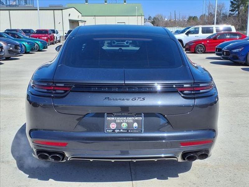 2019 Porsche Panamera GTSImage 16